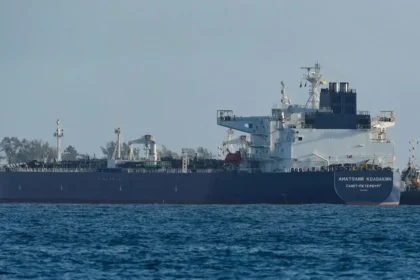 US sanctions China-based refinery, 40 shippers over Iranian oil