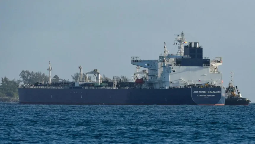 US sanctions China-based refinery, 40 shippers over Iranian oil