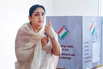 बारामती में सुनेत्रा पवार सबसे आगे, अब तक की गिनती में उन्हें सबसे अधिक वोट मिले