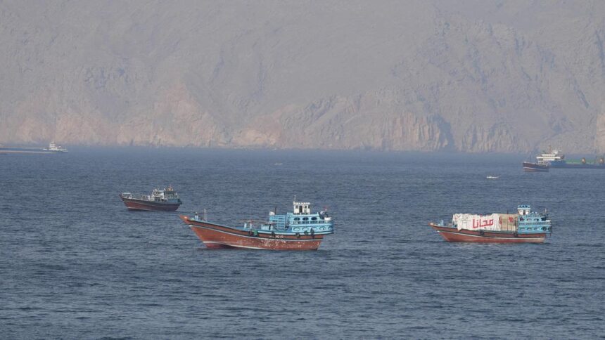 Mechanised sailing vessel with Indian crew experiences engine failure off Oman
