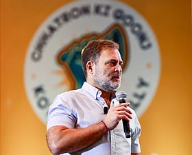 ‘छात्रों की गूंज’ सिर्फ़ एक अभियान नहीं आपकी आवाज़ है, राहुल गांधी ने छात्रों से मांगे सुझाव