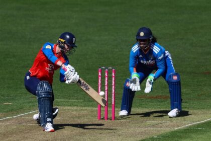 Kemp stars as England beat India by 26 runs to level three-match series 1-1