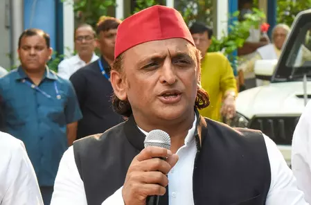बिजली संकट पर अखिलेश का तंज, बोले- चिट्ठियां नहीं अपनी राजनीति बचाने की कोशिश में भाजपाई