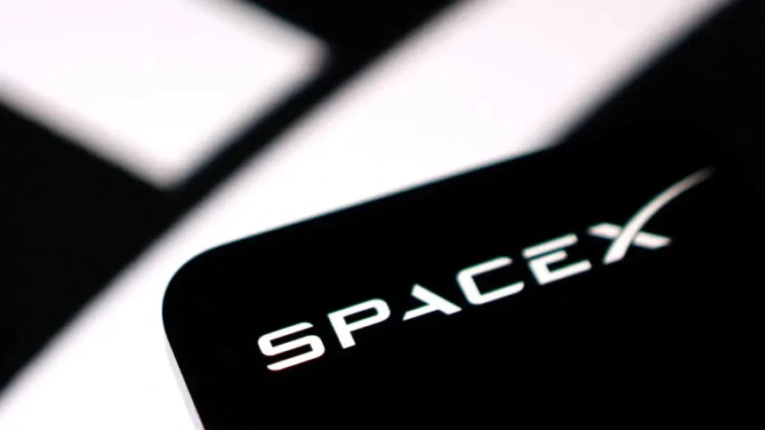 SpaceX shares seen surging past 35% in shadow trading